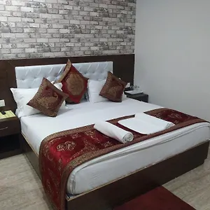 Hotel Midcity ***