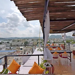 Hotel Banjara Heritage **